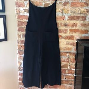 Buru jumper in navy. Size small.